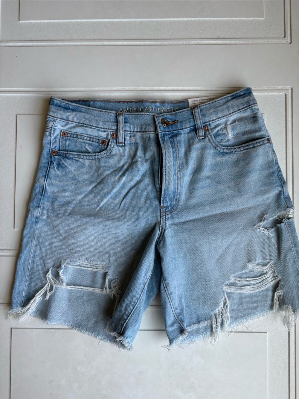 NWT Women’s American Eagle Boyfriend Bermuda Jean Shorts Size 6